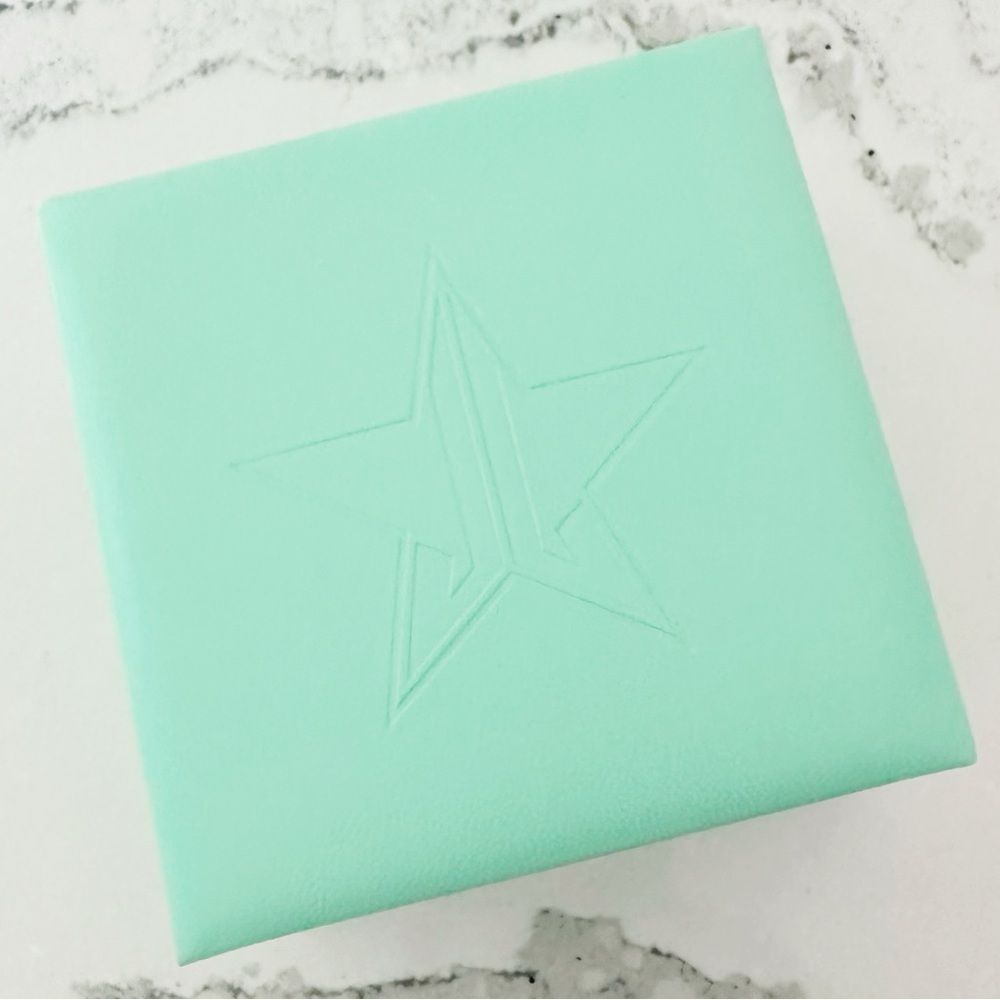 Jeffree Star Extreme Frost Cold Hard Cash Highlighter - Picture 11 of 15